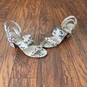 Impo sandals